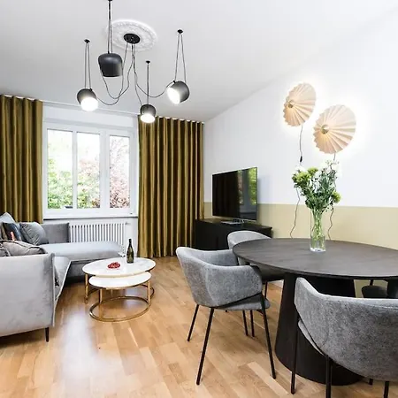 Horizon Apartments - Comfortable New Apartment Close To The Center Cracovia Esterno foto